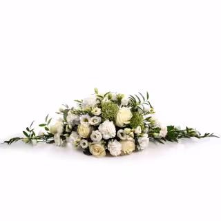 Aranjament funerar cu flori albe