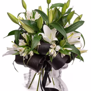 Buchet funerar cu crini albi